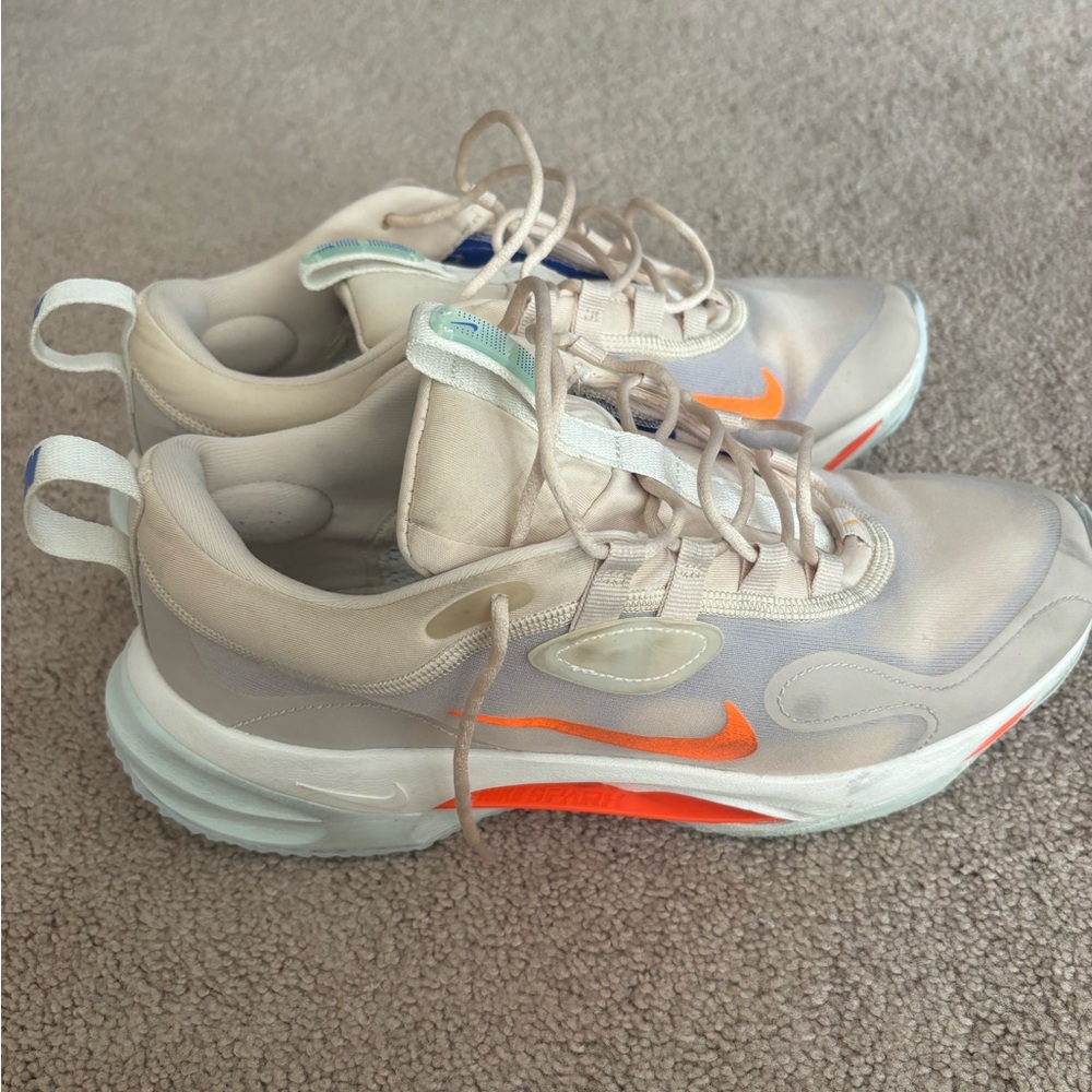 nike women’s shoes